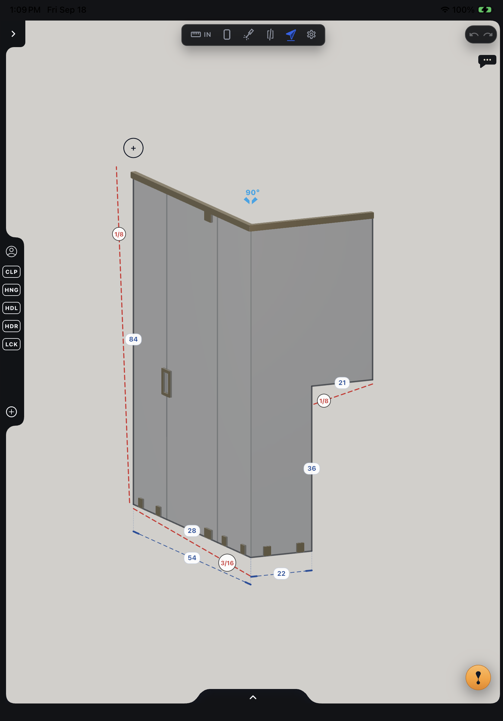 Fechura on iPad showing a measured glass enclosure with panels, a door, hardware and a notch.